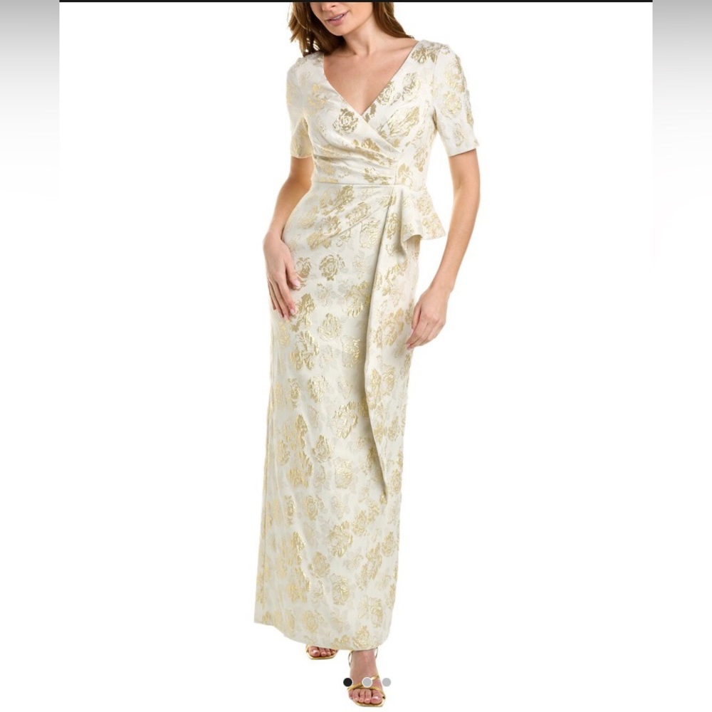 New With Tags Gorgeous Aidan Mattox White with Gold V-Neck 3/4-Sleeve Gown, Sz 2